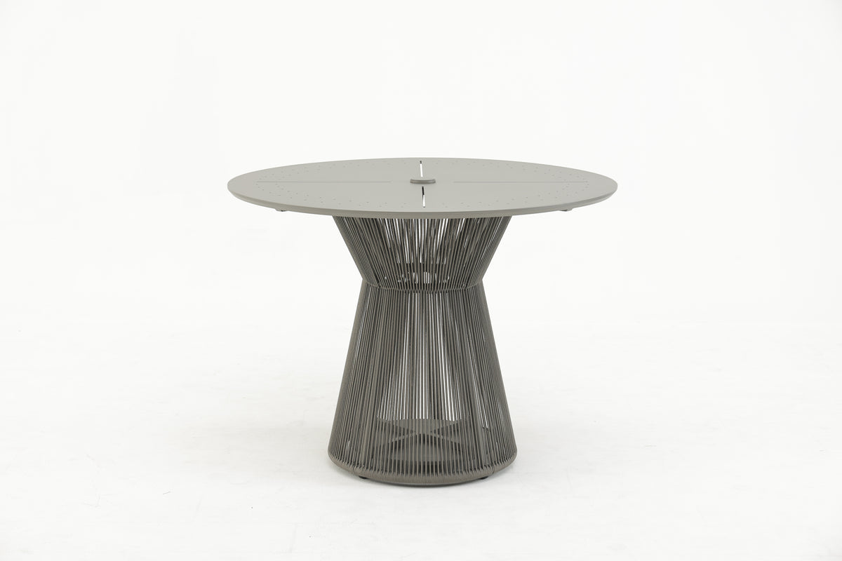 ARLINGTON Outdoor Dining Table │ Boulevard Outdoor Furniture