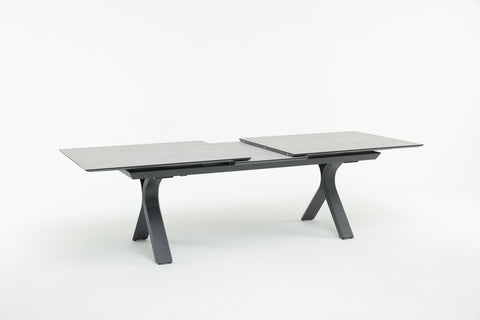 CITOVA Extendable Outdoor Dining Table