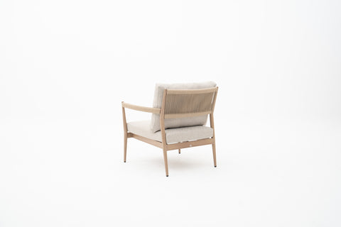 Outdoor Wicker Lounge Chair