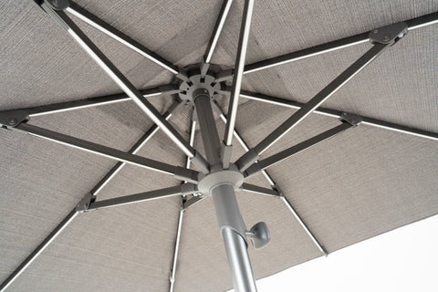 TROPIVUE Centerpost Parasol with Square Canopy & LED Lights