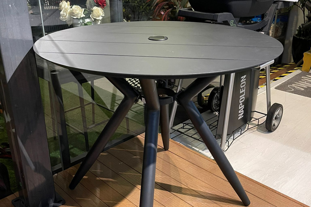 LEODOS Outdoor Bistro Table