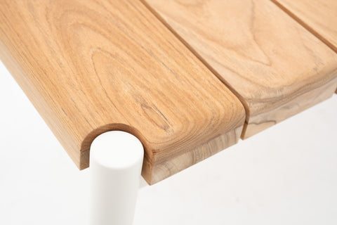Outdoor Bench in white frame & teak wood slat top