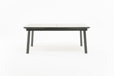VOLOS Extendable Outdoor Dining Table