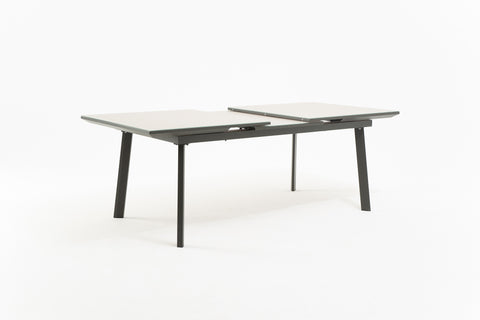 VOLOS Extendable Outdoor Dining Table
